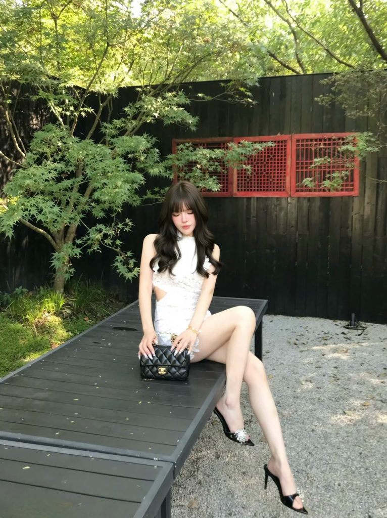 城市生活人物配图
